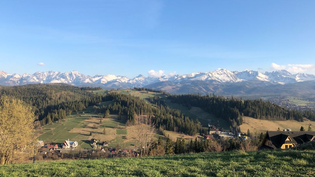 Szlak Wokół Tatr – trasa rowerowa z widokiem na Tatry
